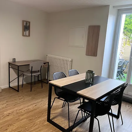 Casa de Férias Charmante Maison Au Calme *